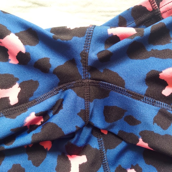 ❤️‍🔥5/$25❤️‍🔥 Pop Fit Leopard Print Leggings - Picture 4 of 6